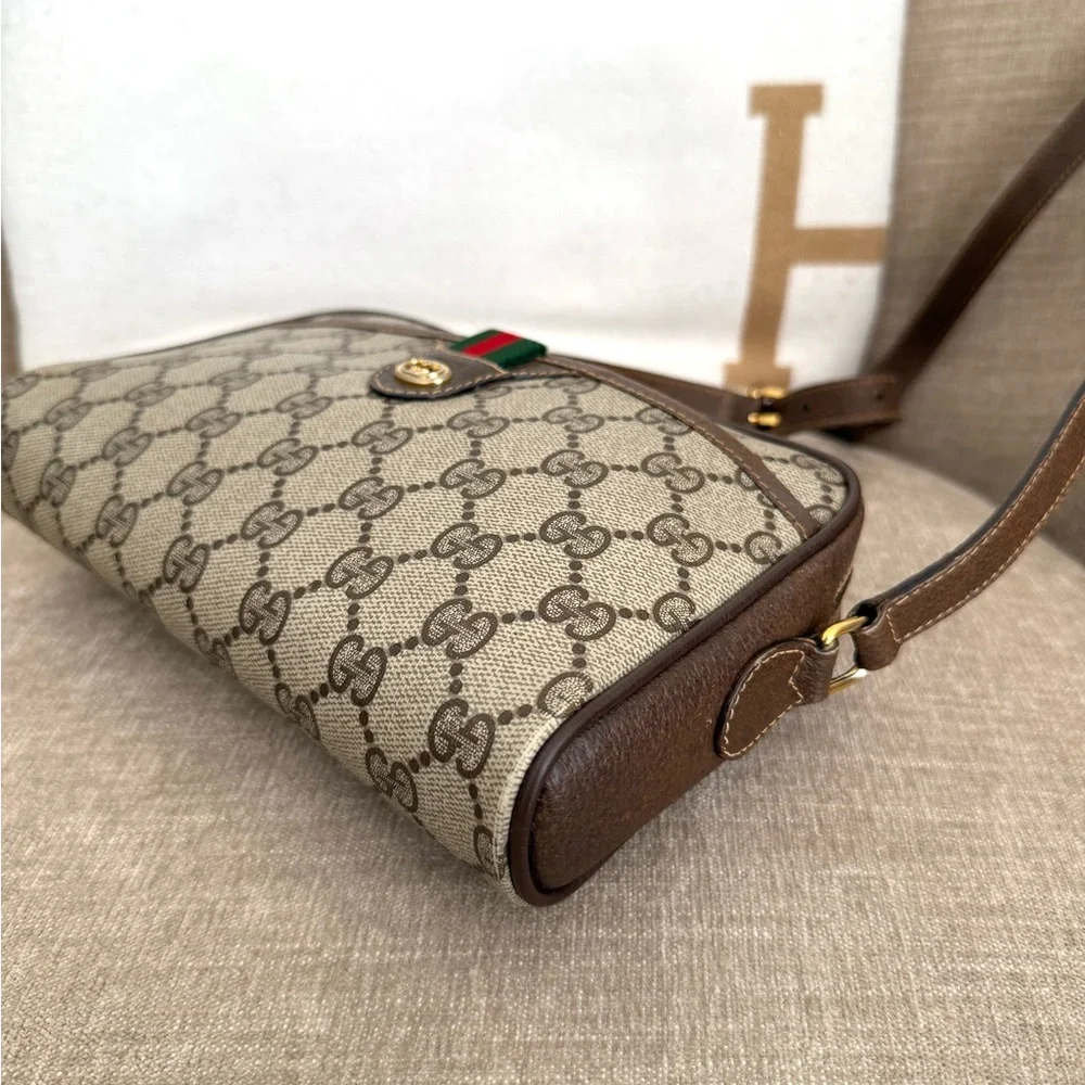 Gucci authentic brown monogram coated canvas crossbody bag brown leather - Picture 9 of 16
